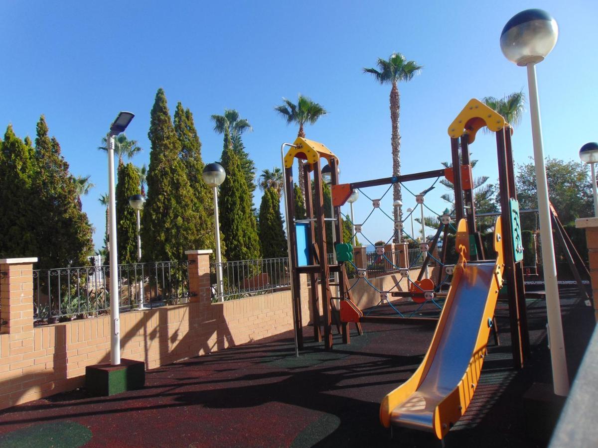 Apartamentos Varios Con 2 Dorm En Marina Dor , La Playa De Amplaries 47 , Vista Lateral Al Mar オロペサ・デル・マール エクステリア 写真