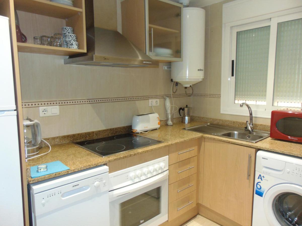 Apartamentos Varios Con 2 Dorm En Marina Dor , La Playa De Amplaries 47 , Vista Lateral Al Mar オロペサ・デル・マール エクステリア 写真