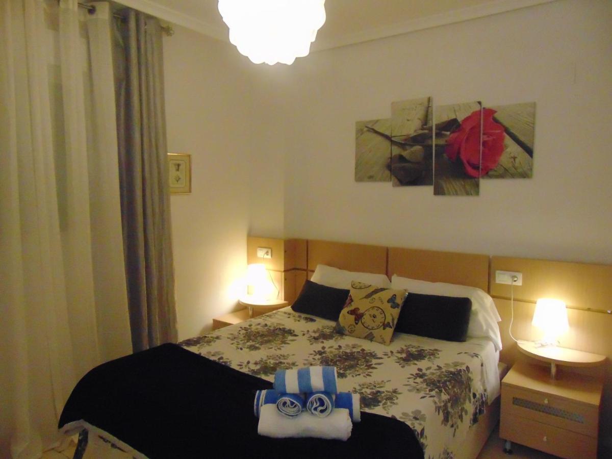 Apartamentos Varios Con 2 Dorm En Marina Dor , La Playa De Amplaries 47 , Vista Lateral Al Mar オロペサ・デル・マール エクステリア 写真