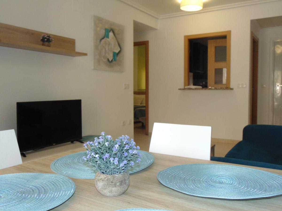 Apartamentos Varios Con 2 Dorm En Marina Dor , La Playa De Amplaries 47 , Vista Lateral Al Mar オロペサ・デル・マール エクステリア 写真
