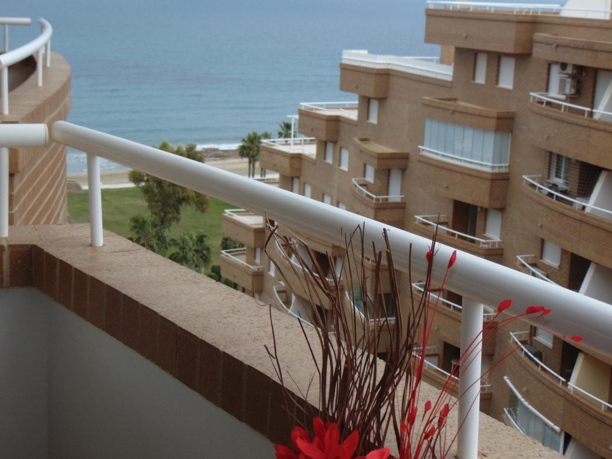 Apartamentos Varios Con 2 Dorm En Marina Dor , La Playa De Amplaries 47 , Vista Lateral Al Mar オロペサ・デル・マール 部屋 写真