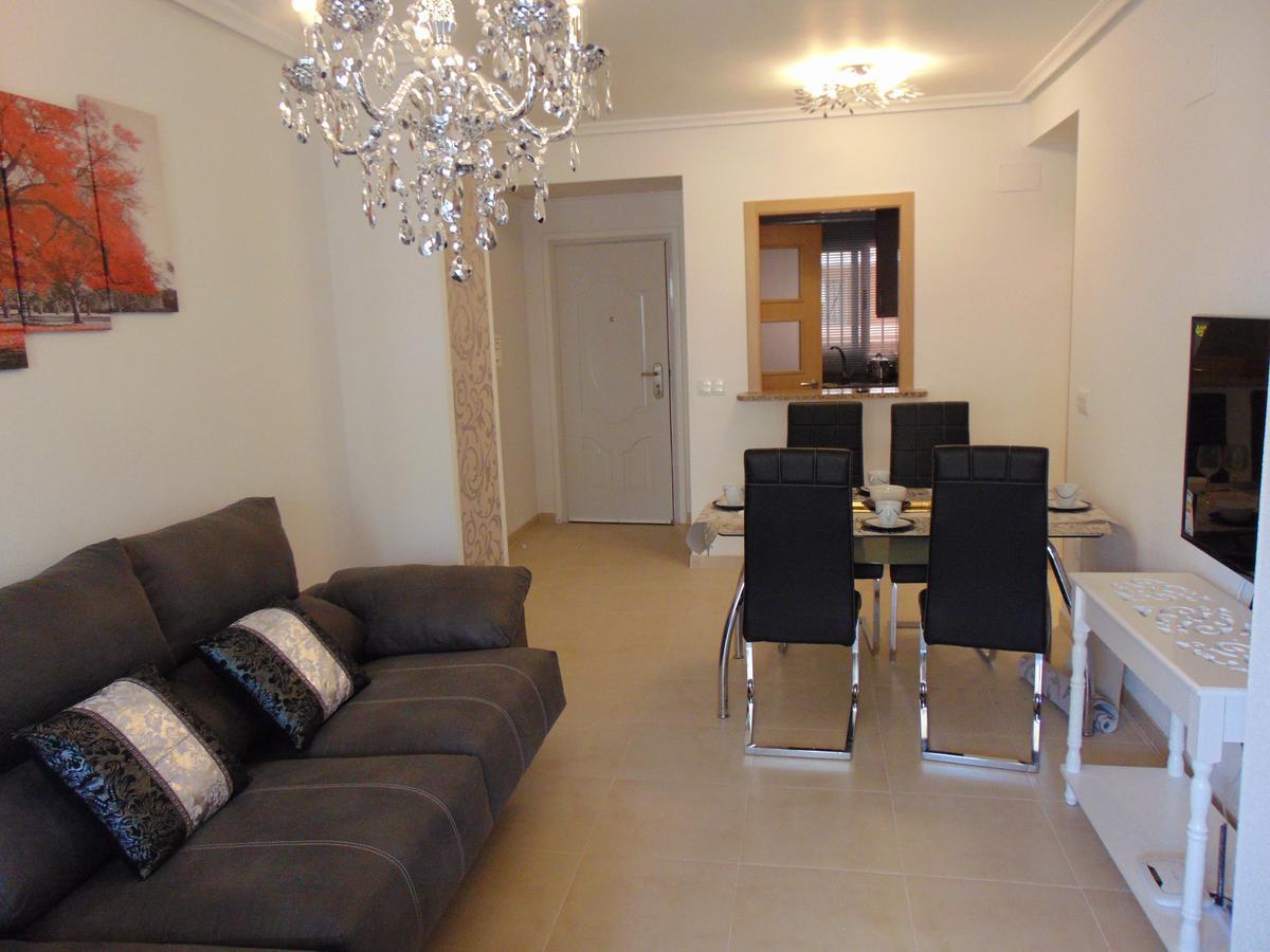 Apartamentos Varios Con 2 Dorm En Marina Dor , La Playa De Amplaries 47 , Vista Lateral Al Mar オロペサ・デル・マール エクステリア 写真