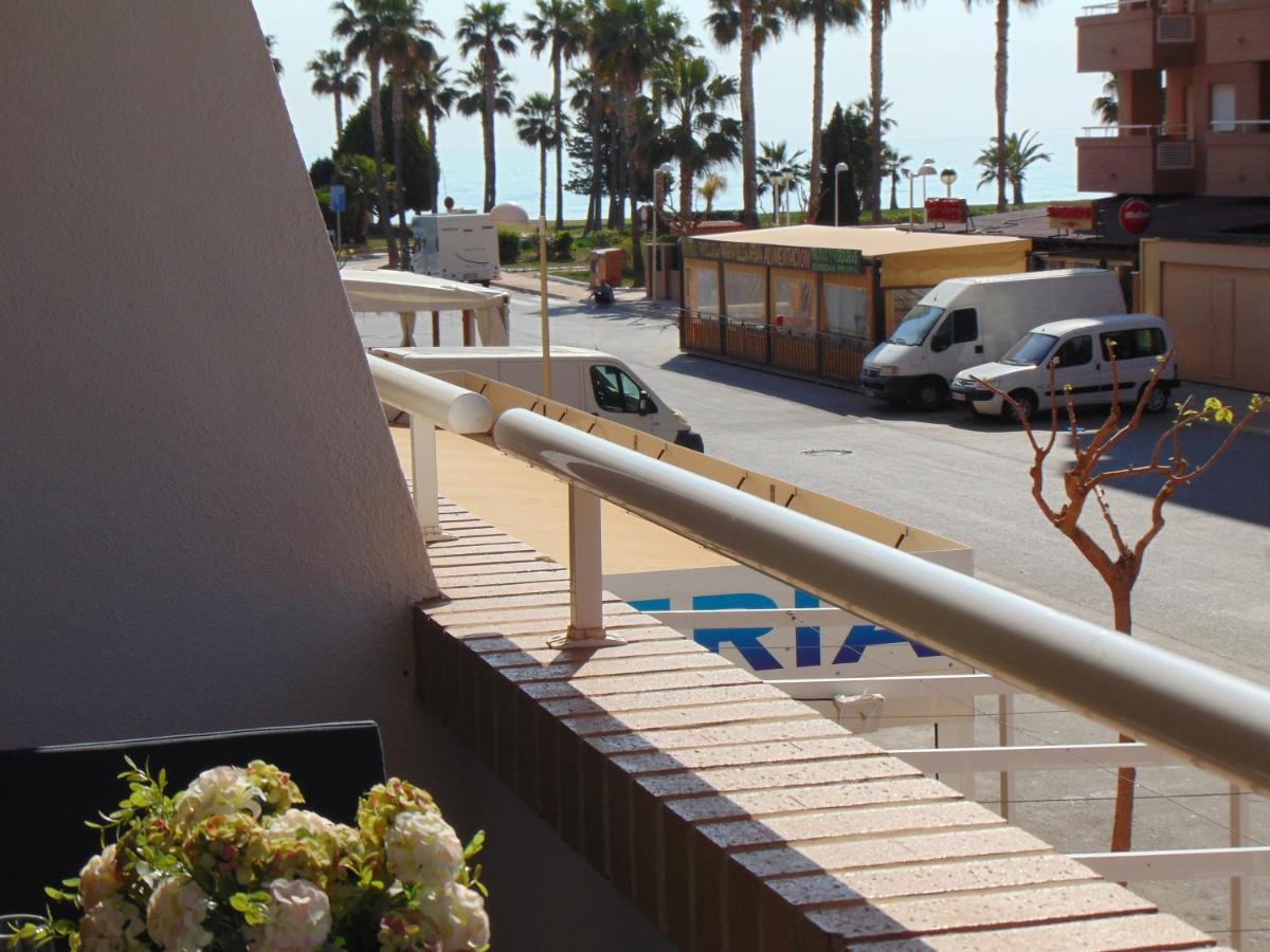 Apartamentos Varios Con 2 Dorm En Marina Dor , La Playa De Amplaries 47 , Vista Lateral Al Mar オロペサ・デル・マール エクステリア 写真